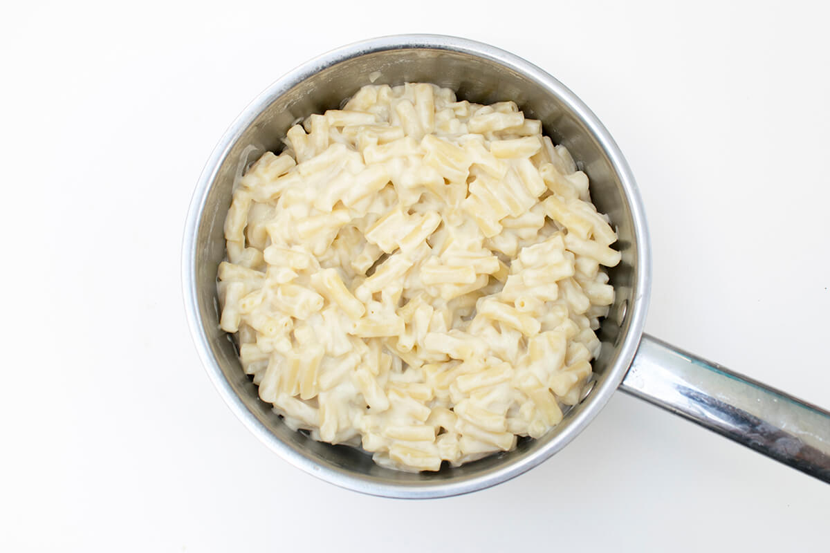 A saucepan of Vegan Mac & Cheese